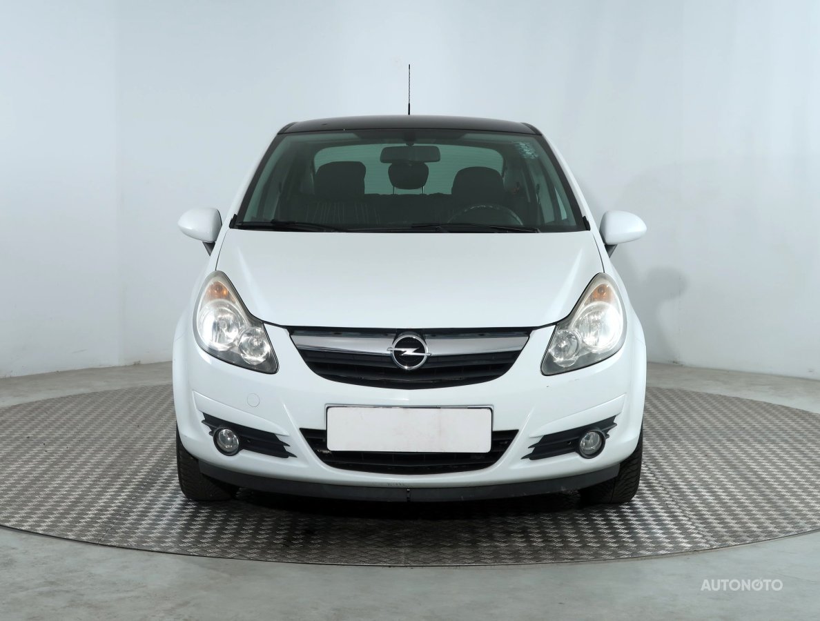 Opel Corsa, 2011 - pohled č. 2