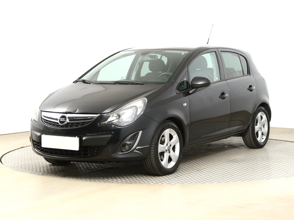 Opel Corsa, 2013 - pohled č. 3