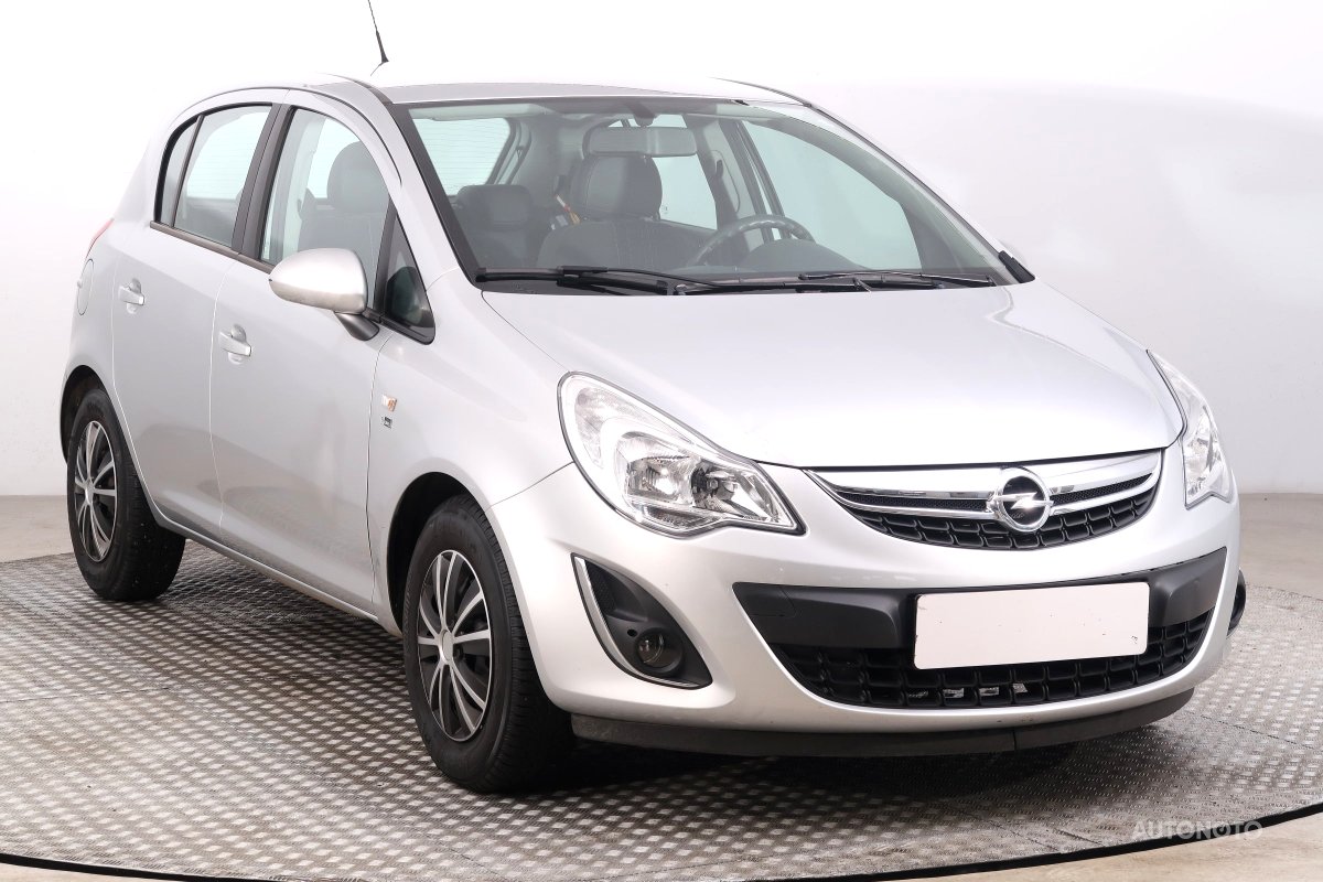 Opel Corsa, 2012 - celkový pohled