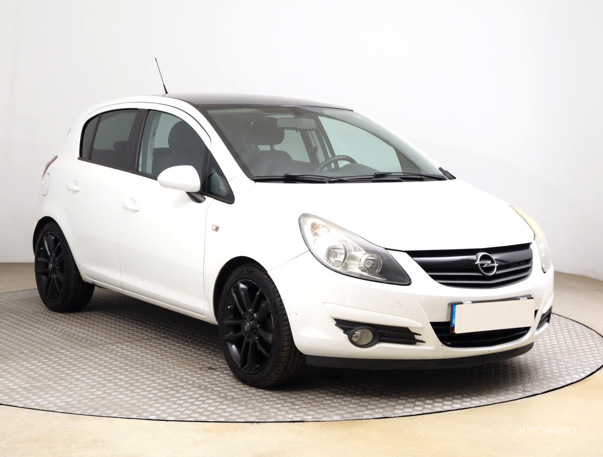 Opel Corsa, 2010 - celkový pohled