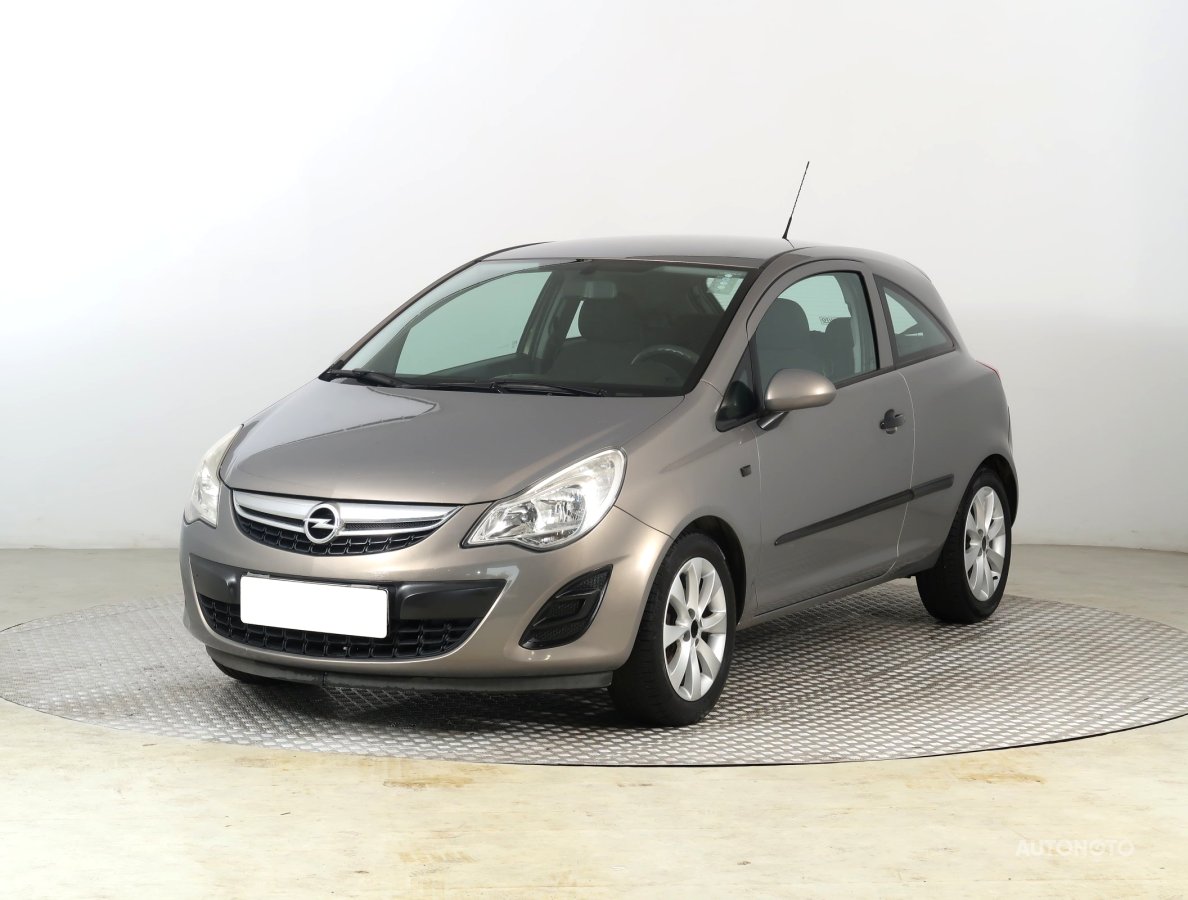 Opel Corsa, 2012 - pohled č. 3