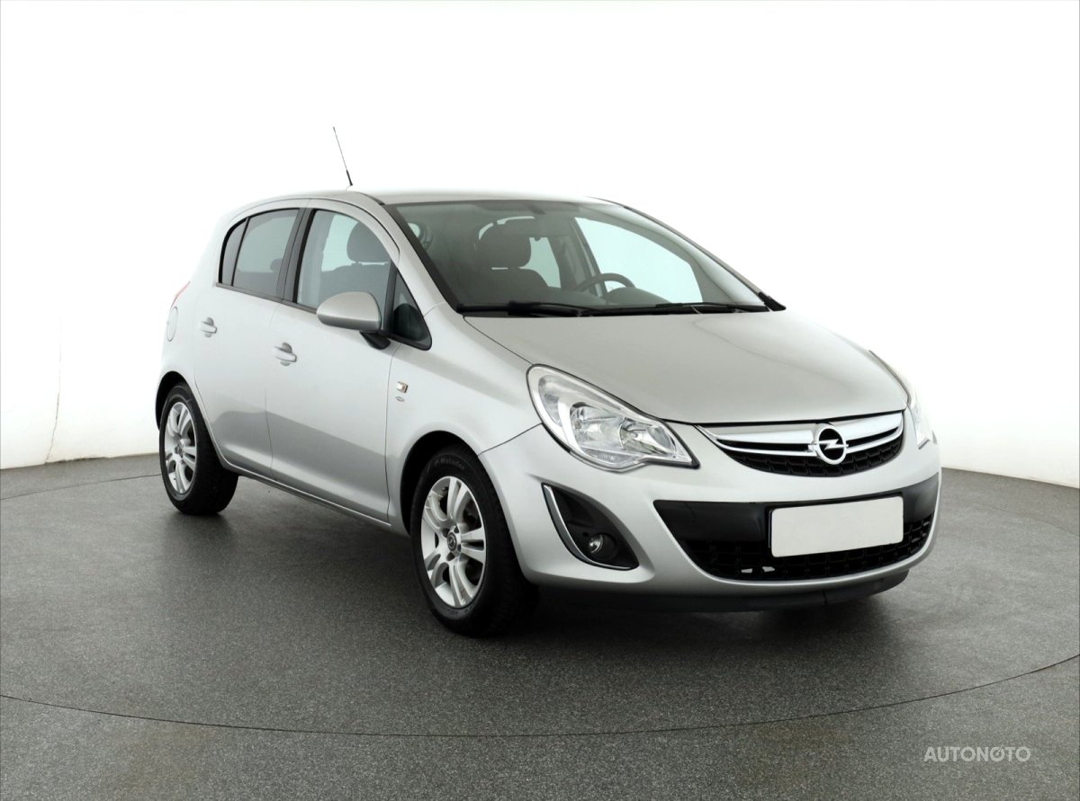 Opel Corsa, 2011 - celkový pohled