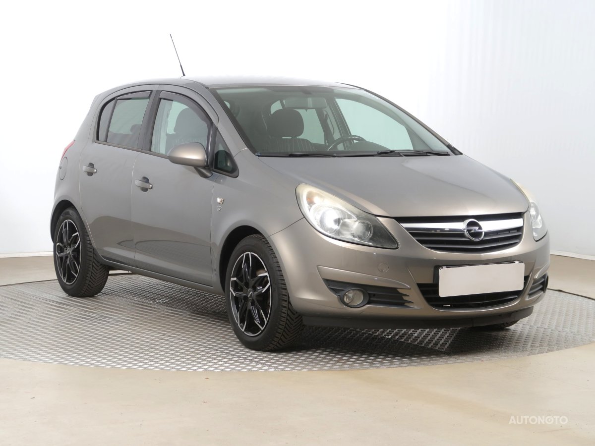Opel Corsa, 2010 - celkový pohled