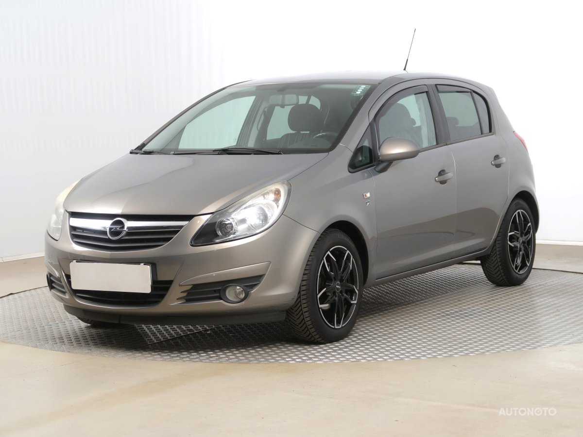 Opel Corsa, 2010 - pohled č. 3