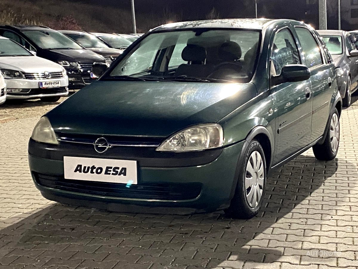 Opel Corsa, 2003 - pohled č. 3