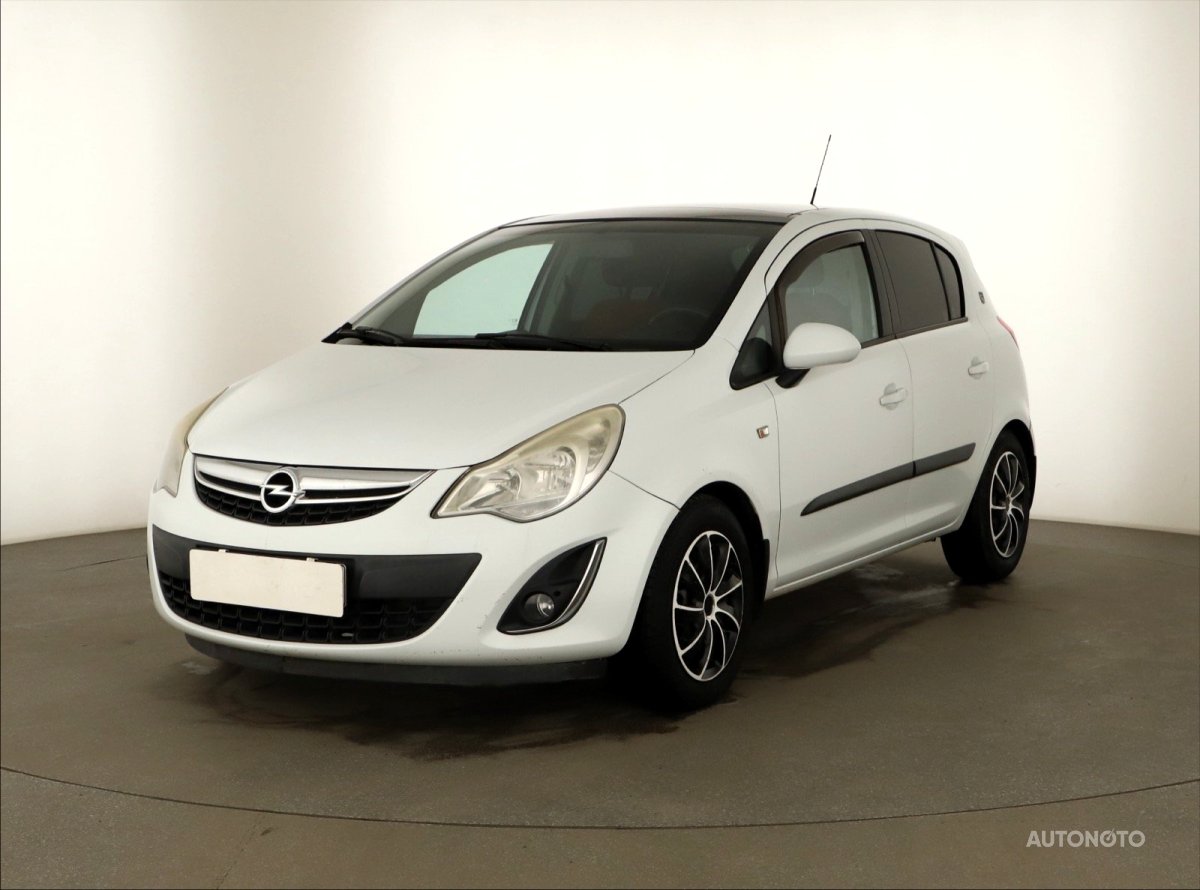 Opel Corsa, 2011 - pohled č. 3