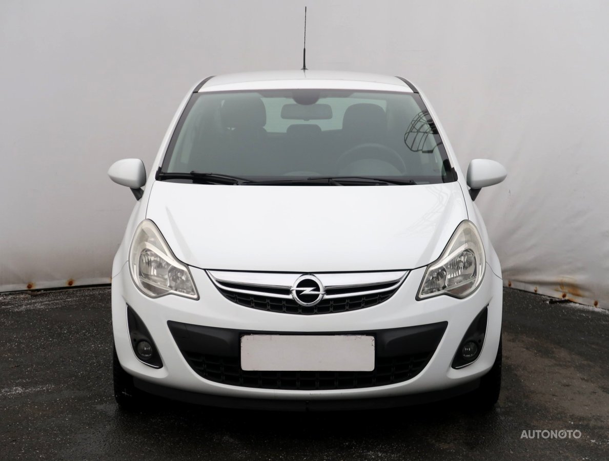 Opel Corsa, 2011 - pohled č. 2