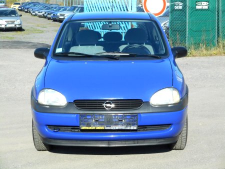 Opel Corsa, 1998 - pohled č. 3