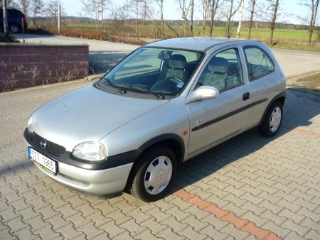 Opel Corsa, 2000 - pohled č. 2