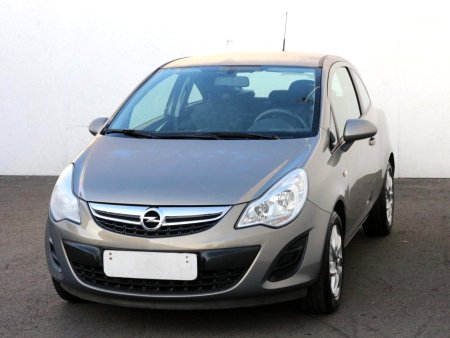 Opel Corsa, 2012 - pohled č. 3