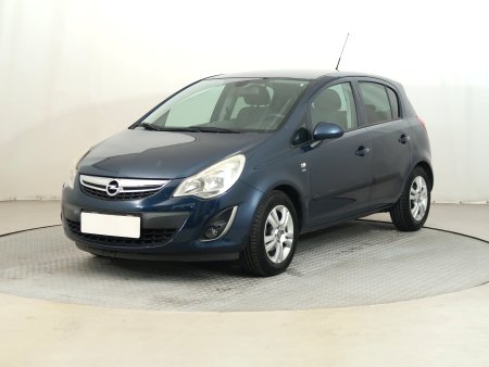 Opel Corsa, 2011 - pohled č. 3