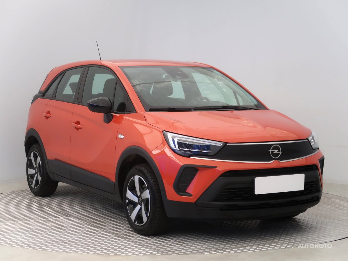Opel Crossland, 2022 - celkový pohled