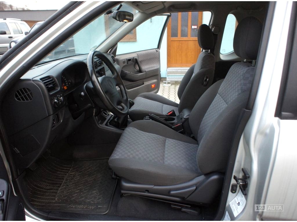 Opel Frontera, 2003 - pohled č. 13