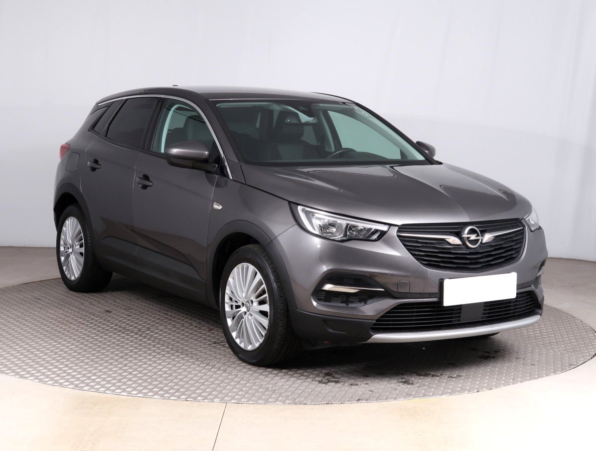 Opel Grandland, 2017 - celkový pohled