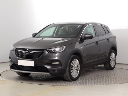 Opel Grandland, 2018 - pohled č. 3