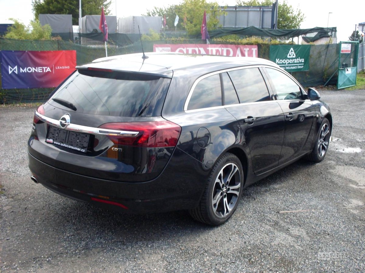 Opel Insignia, 2016 - pohled č. 5