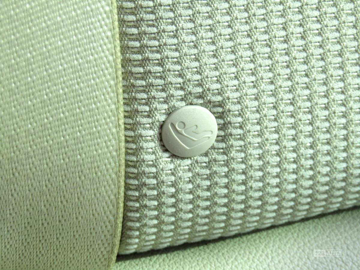 Opel Insignia, 2011 - pohled č. 27