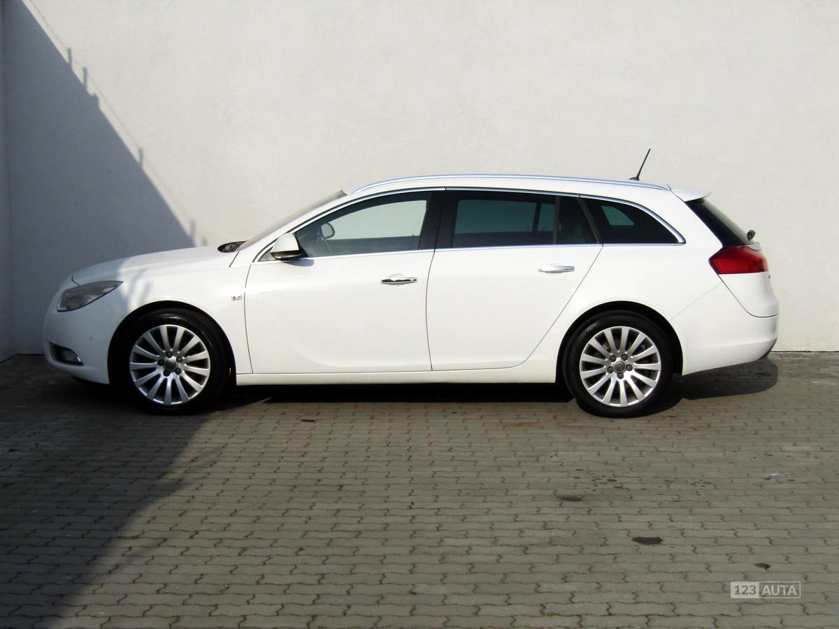 Opel Insignia, 2011 - pohled č. 8