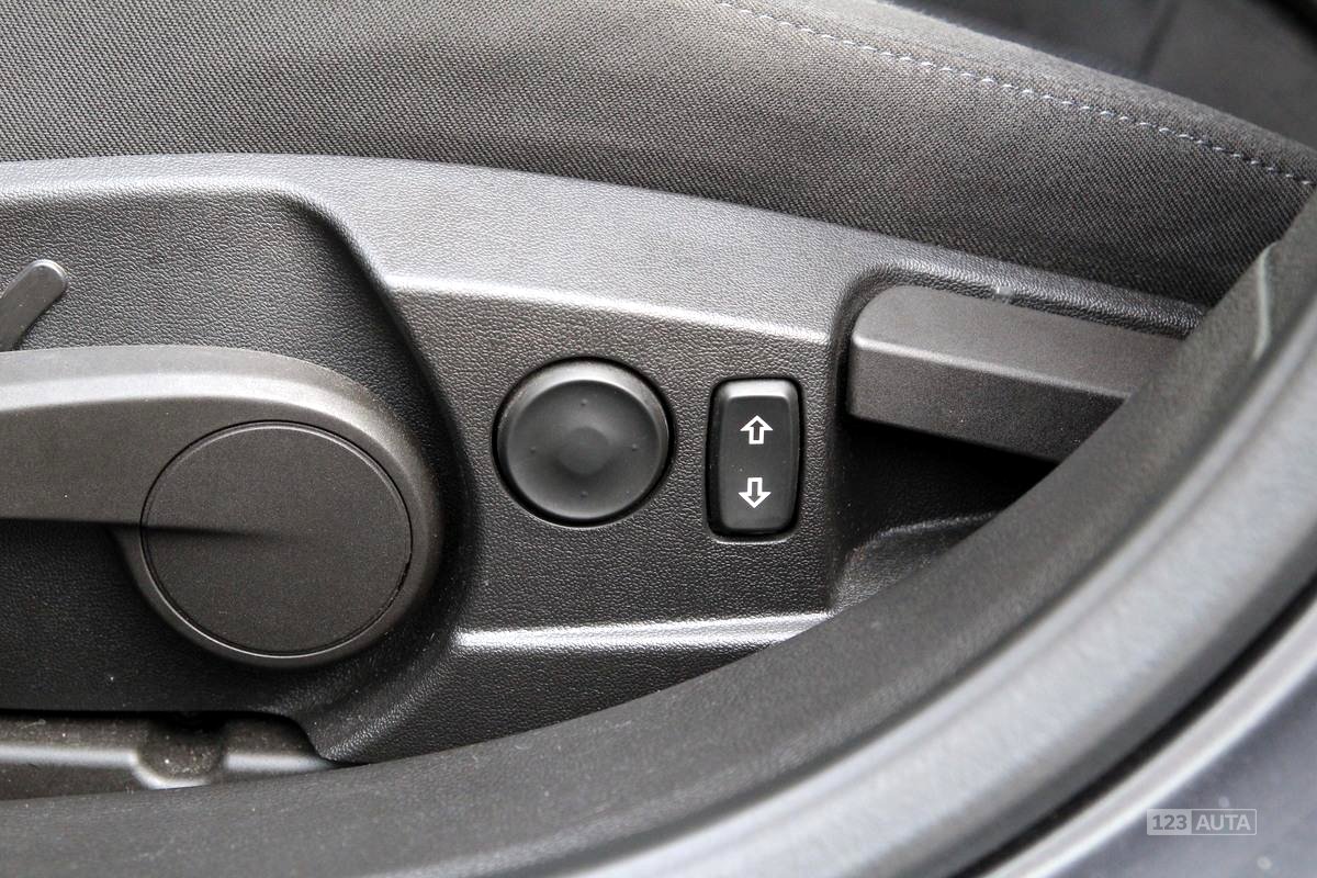 Opel Insignia, 2008 - pohled č. 21