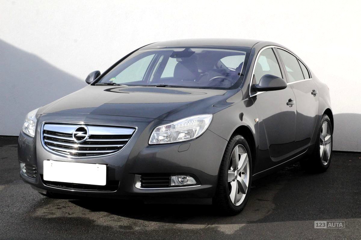 Opel Insignia, 2008 - pohled č. 3