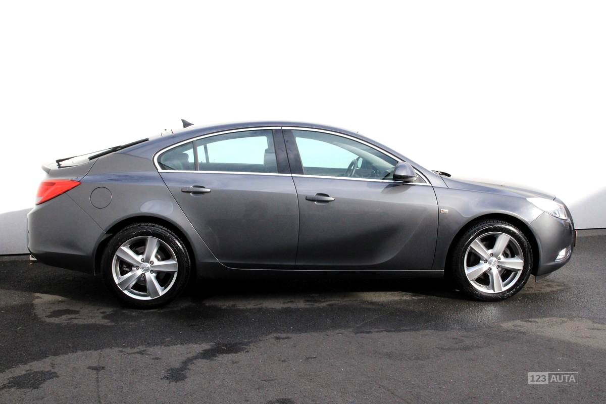 Opel Insignia, 2008 - pohled č. 4