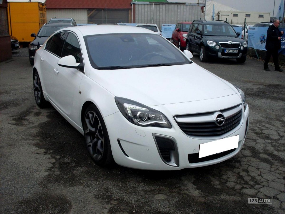 Opel Insignia, 2014 - pohled č. 3
