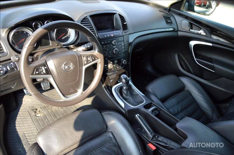 Opel Insignia, 2010 - pohled č. 10