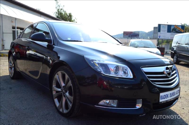 Opel Insignia, 2010 - pohled č. 3
