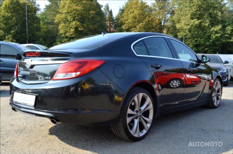 Opel Insignia, 2010 - pohled č. 5