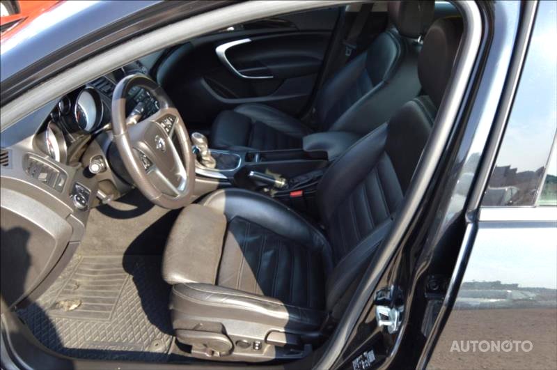 Opel Insignia, 2010 - pohled č. 9