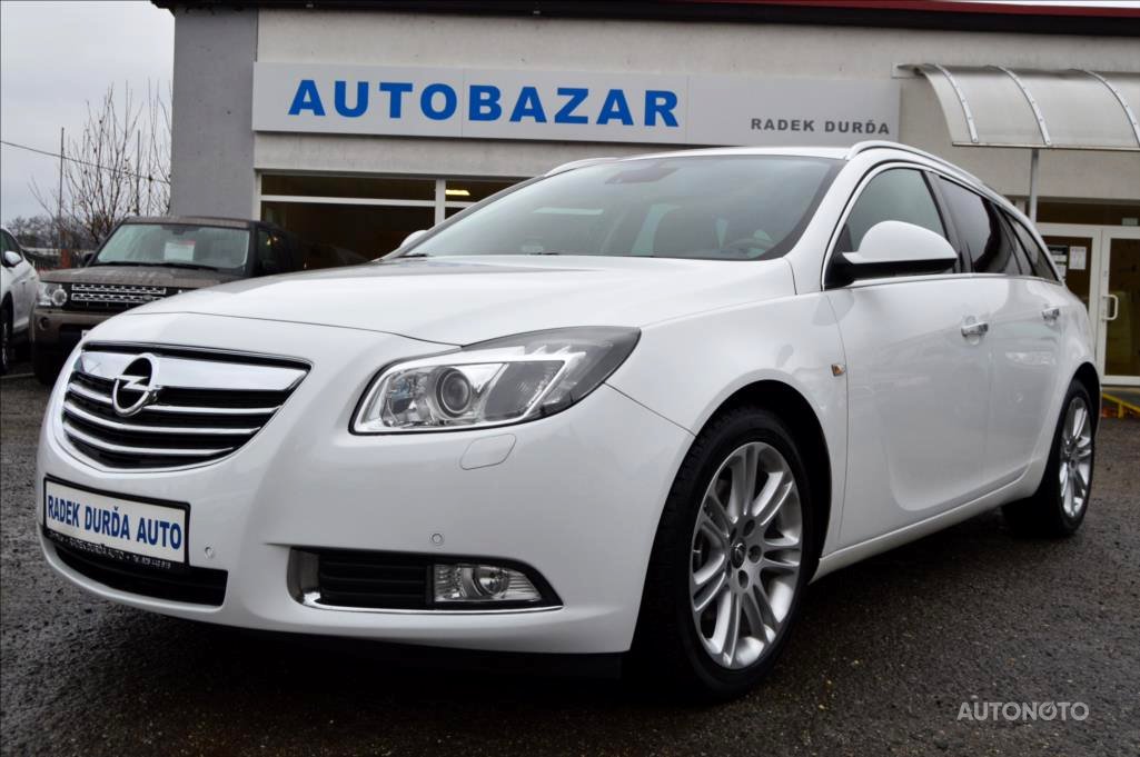 Opel Insignia, 2010 - celkový pohled