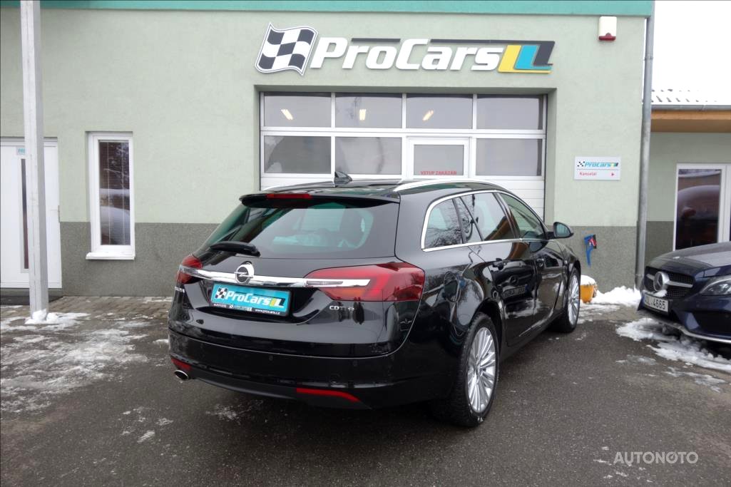 Opel Insignia, 2017 - pohled č. 3