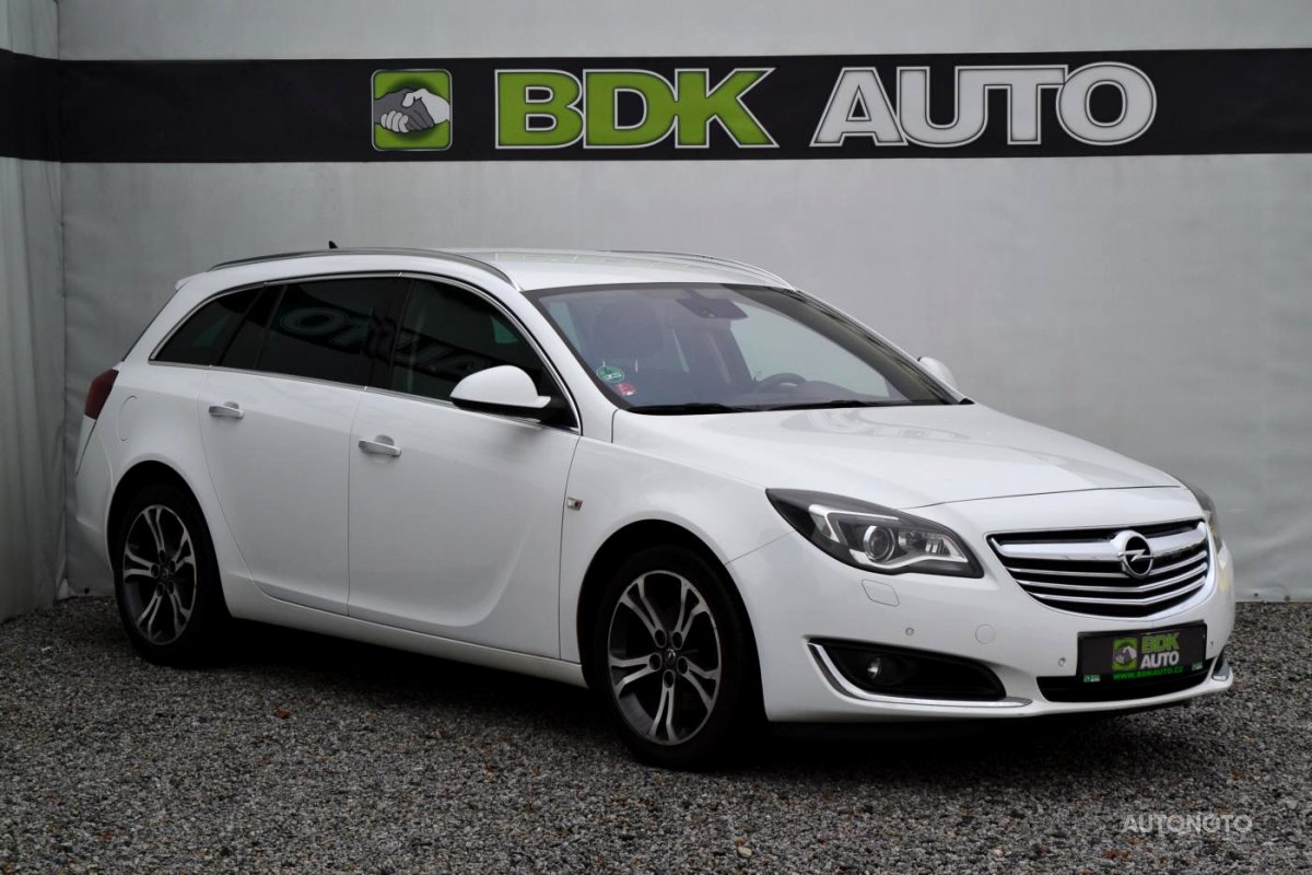 Opel Insignia, 2013 - celkový pohled
