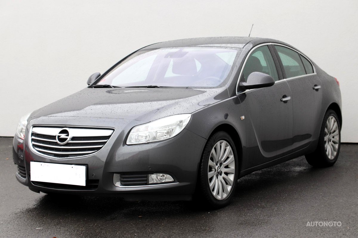 Opel Insignia, 2010 - pohled č. 3
