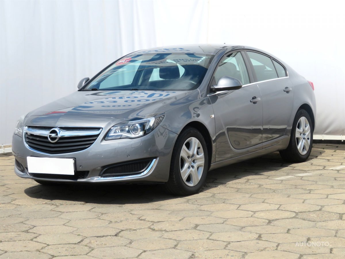 Opel Insignia, 2017 - pohled č. 3