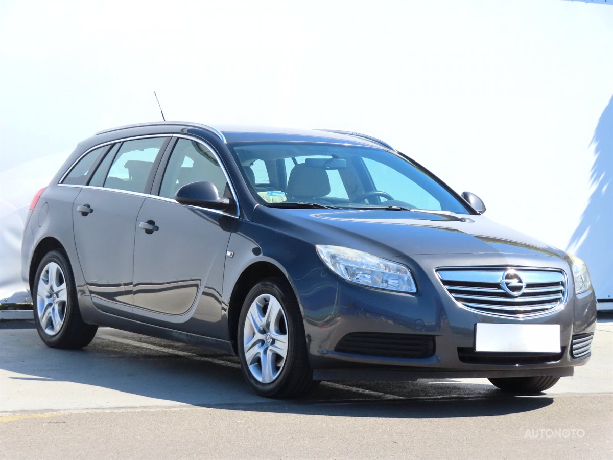 Opel Insignia, 2009 - celkový pohled