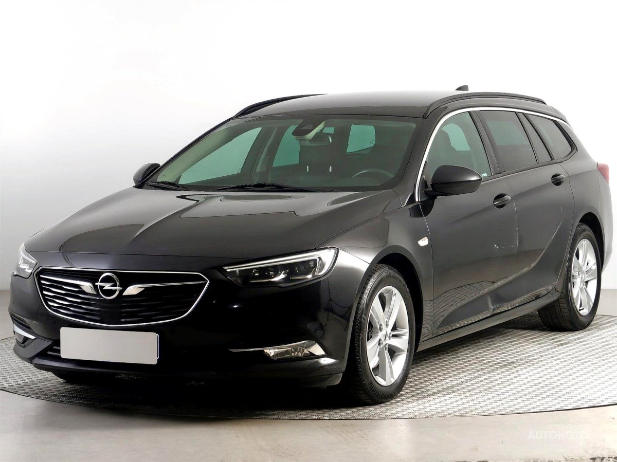 Opel Insignia, 2017 - pohled č. 3
