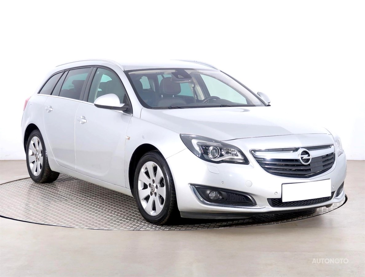 Opel Insignia, 2014 - celkový pohled