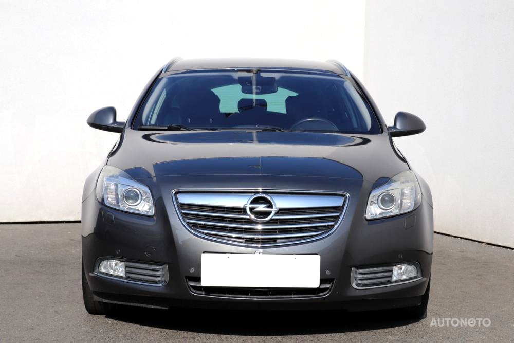 Opel Insignia, 2013 - pohled č. 2