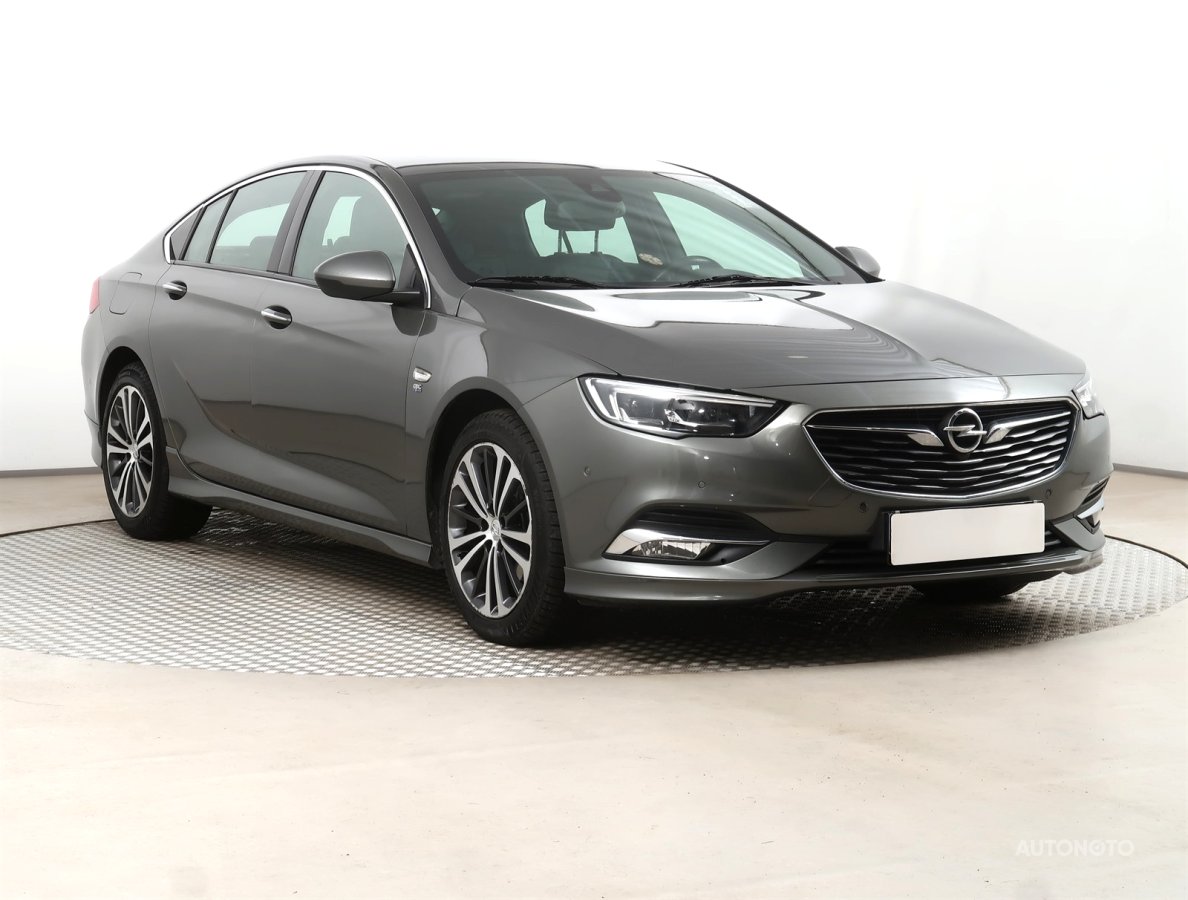 Opel Insignia, 2018 - celkový pohled