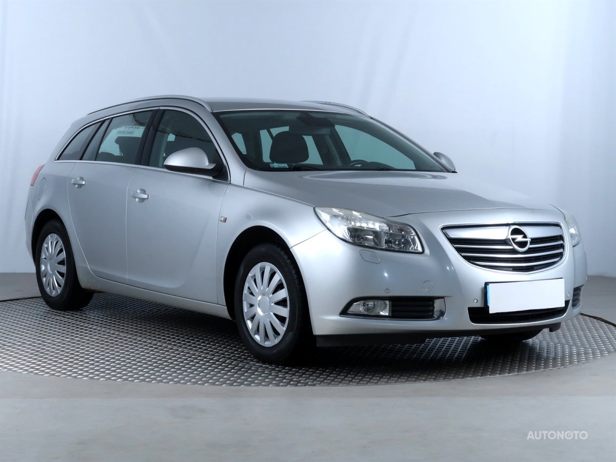 Opel Insignia, 2009 - celkový pohled