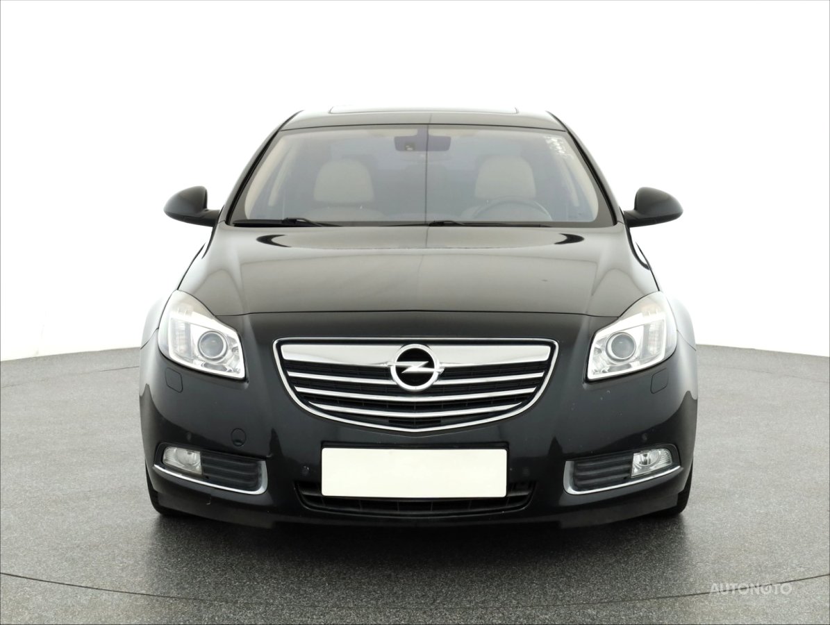 Opel Insignia, 2010 - pohled č. 2