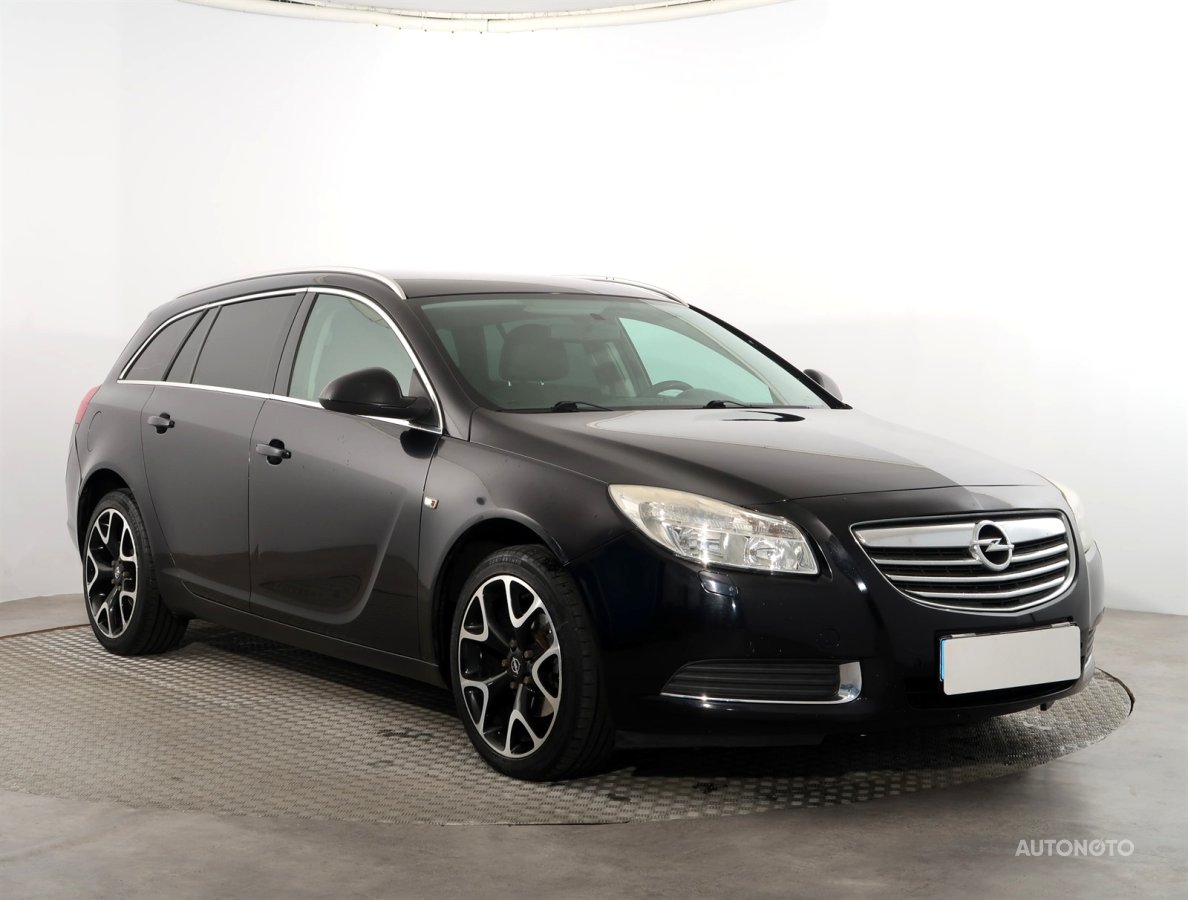 Opel Insignia, 2009 - celkový pohled