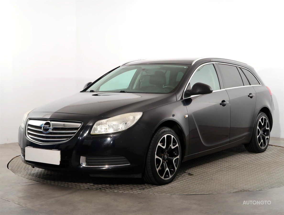 Opel Insignia, 2009 - pohled č. 3