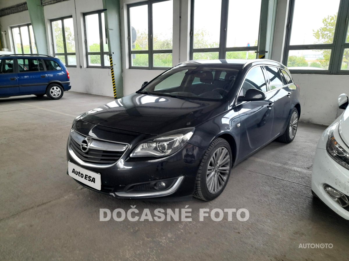 Opel Insignia, 2016 - pohled č. 3