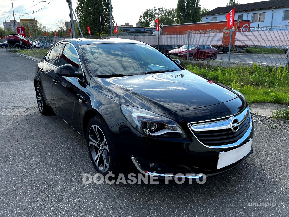 Opel Insignia, 2017 - celkový pohled