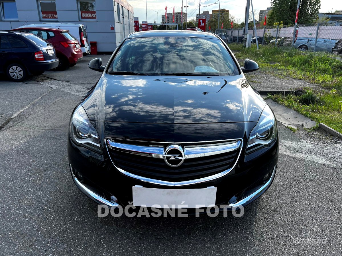 Opel Insignia, 2017 - pohled č. 2