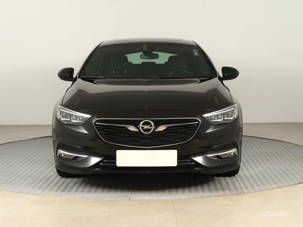 Opel Insignia, 2017 - pohled č. 2