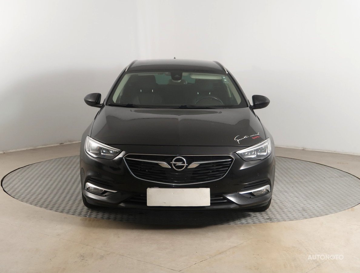 Opel Insignia, 2017 - pohled č. 2