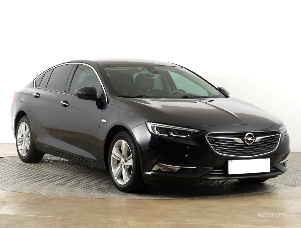Opel Insignia, 2017 - celkový pohled